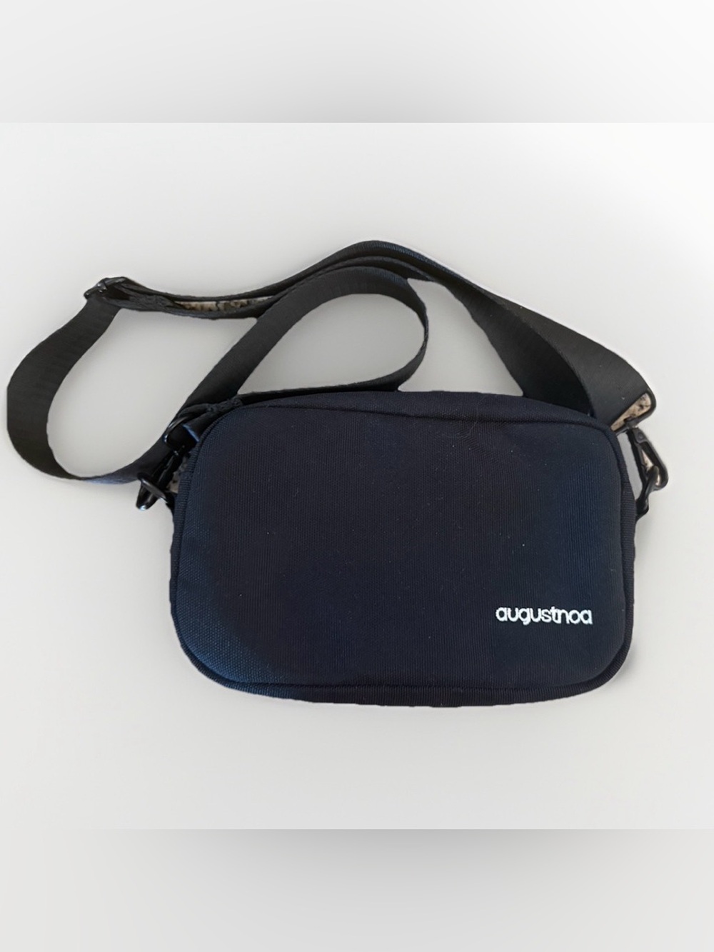 Augustnoa Fanny Pack Black Adjustable Strap Zip Pouch